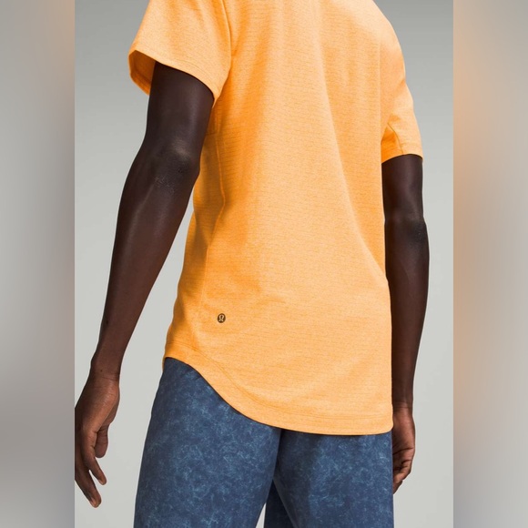 Lululemon Men’s Drysense Training Short Sleeve Clementine White Silverescent szM - Picture 1 of 8
